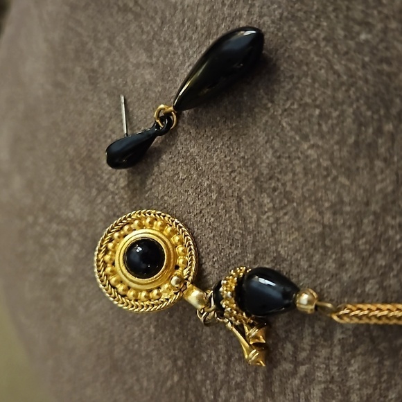 VTG Mismatched Extra Long Etruscan Style Dangle Post Whimsy Earrings - Picture 3 of 7